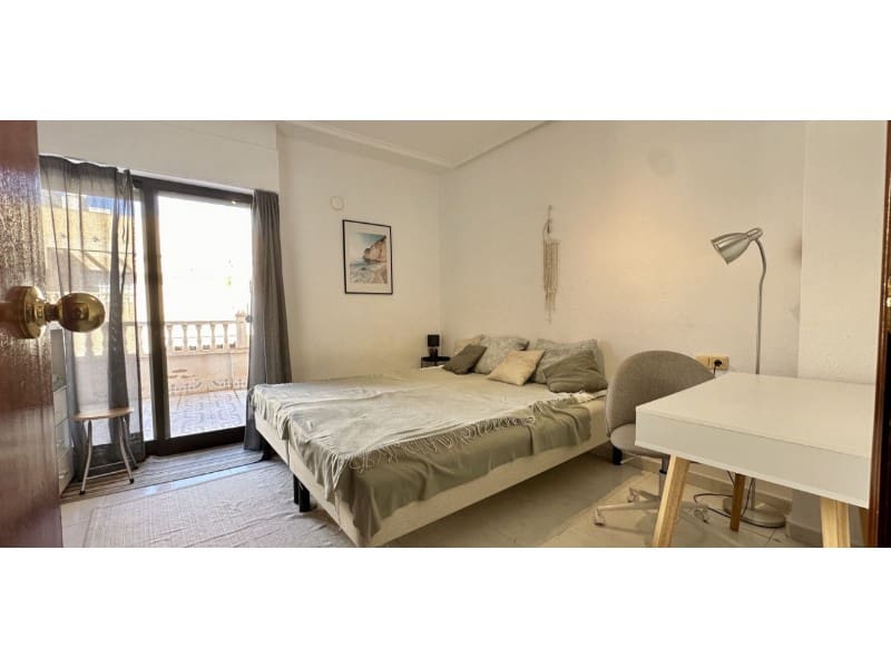 Apartamento de 1 habitación en Torrevieja en venta - 145.000 € (Ref: 9504726)