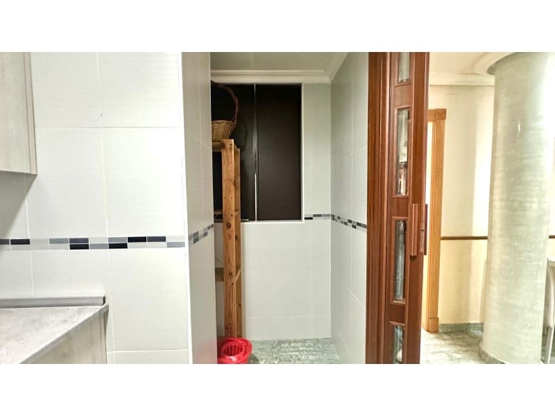 4 soverom Penthouse til salgs i Torrevieja - € 480 000 (Ref: 9516286)