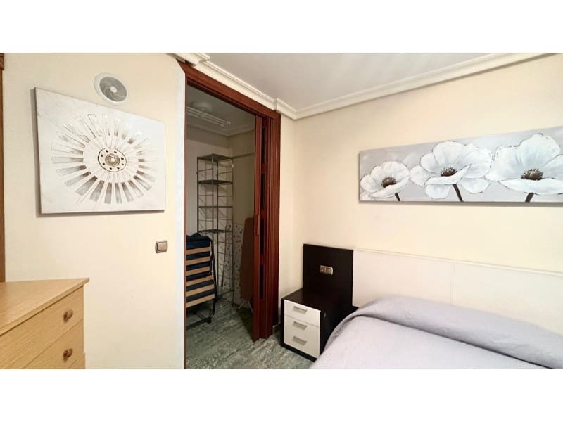 4 soverom Penthouse til salgs i Torrevieja - € 480 000 (Ref: 9516286)