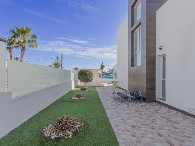 3 makuuhuone Huvila myytävänä paikassa Orihuela Costa - 475 000 € (Ref: 9516291)