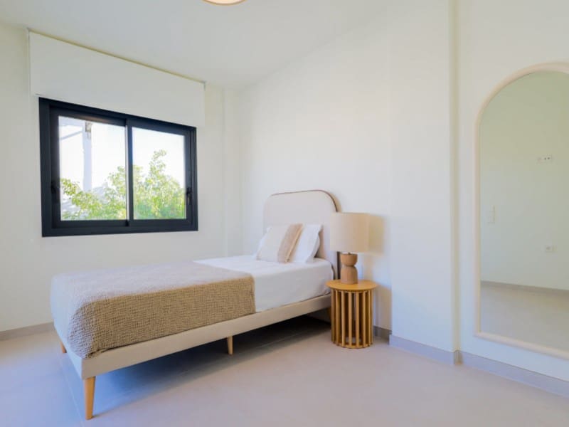 3 slaapkamer Villa te koop in Orihuela Costa met zwembad - € 590.000 (Ref: 9516292)