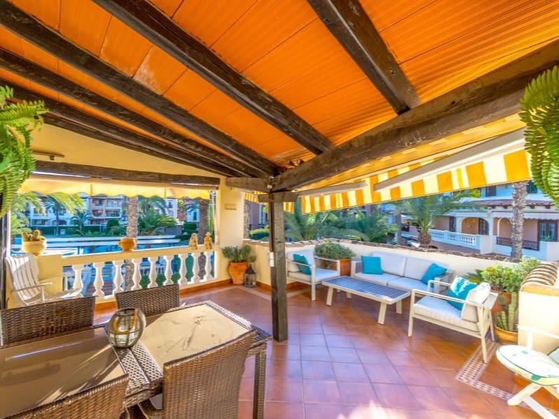 3 sypialnia Penthouse na sprzedaż w Torrevieja z garażem - 499 000 € (Ref: 9524688)