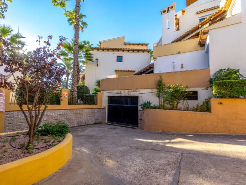 3 sypialnia Penthouse na sprzedaż w Torrevieja z garażem - 499 000 € (Ref: 9524688)