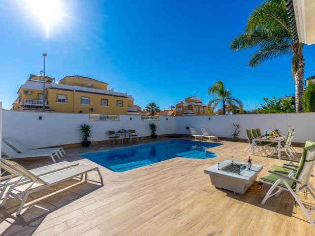 3 soverom Villa til salgs i Ciudad Quesada, Rojales med svømmebasseng - € 489 000 (Ref: 9524690)