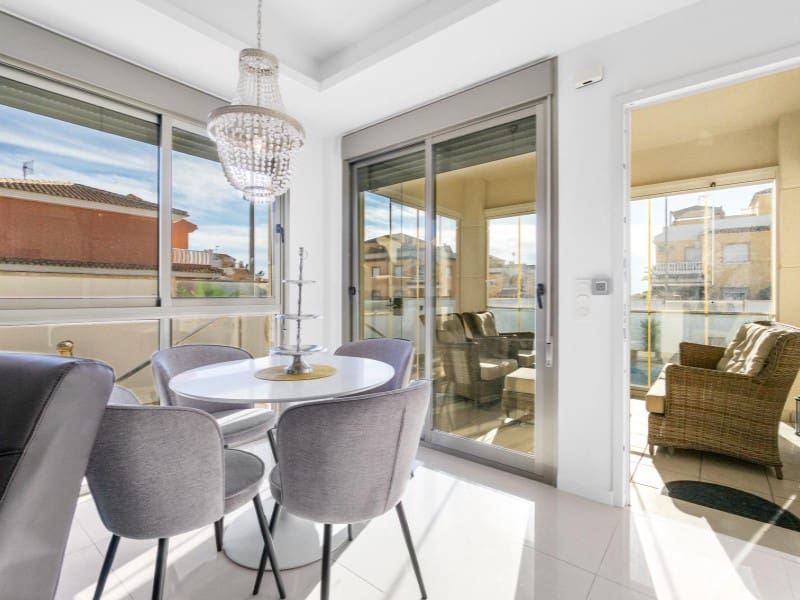 3 soverom Villa til salgs i Ciudad Quesada med svømmebasseng - € 489 000 (Ref: 9524690)