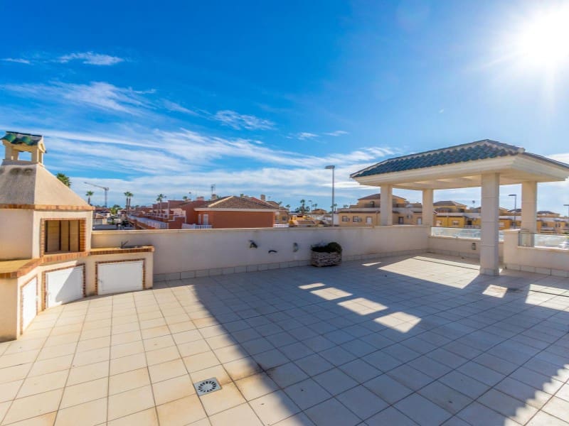 3 soverom Villa til salgs i Ciudad Quesada med svømmebasseng - € 489 000 (Ref: 9524690)