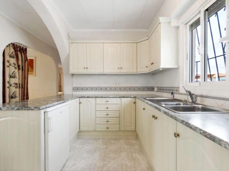 4 soveværelse Villa til salg i El Chaparral med swimmingpool garage - € 549.000 (Ref: 9524691)