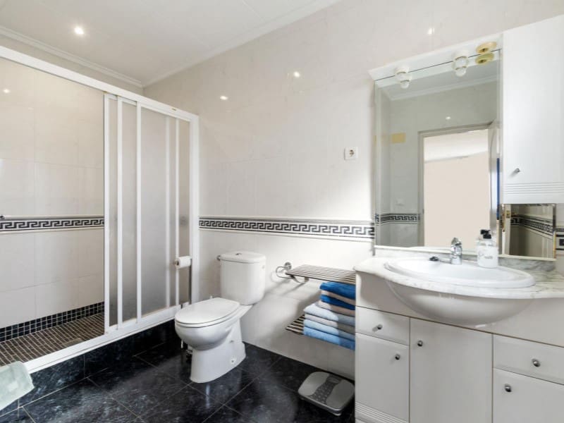 4 soveværelse Villa til salg i El Chaparral med swimmingpool garage - € 549.000 (Ref: 9524691)