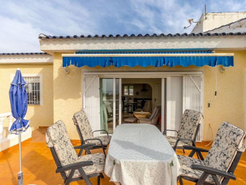 4 soveværelse Villa til salg i El Chaparral med swimmingpool garage - € 549.000 (Ref: 9524691)