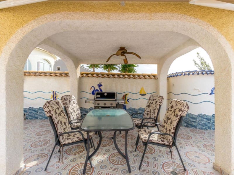 4 soveværelse Villa til salg i El Chaparral med swimmingpool garage - € 549.000 (Ref: 9524691)