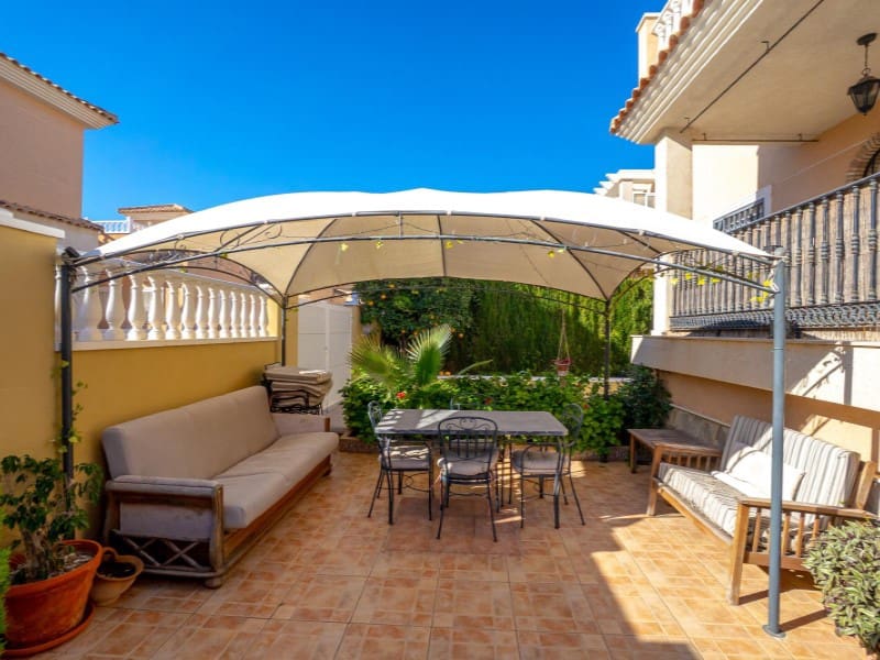 3 slaapkamer Villa te koop in Orihuela Costa - € 345.000 (Ref: 9524692)