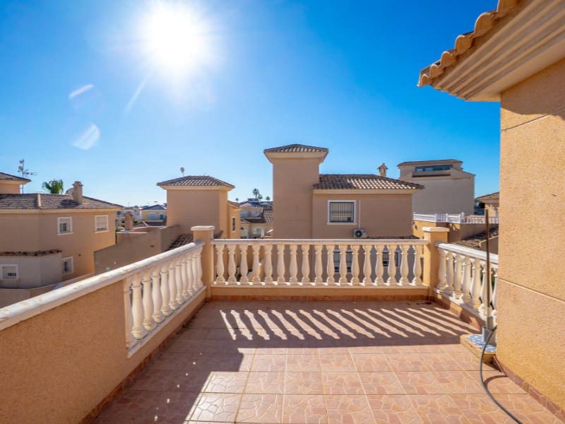 3 slaapkamer Villa te koop in Orihuela Costa - € 345.000 (Ref: 9524692)