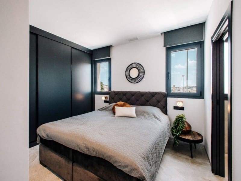 2 soveværelse Bungalow til salg i La Marquesa med swimmingpool - € 475.000 (Ref: 9524694)