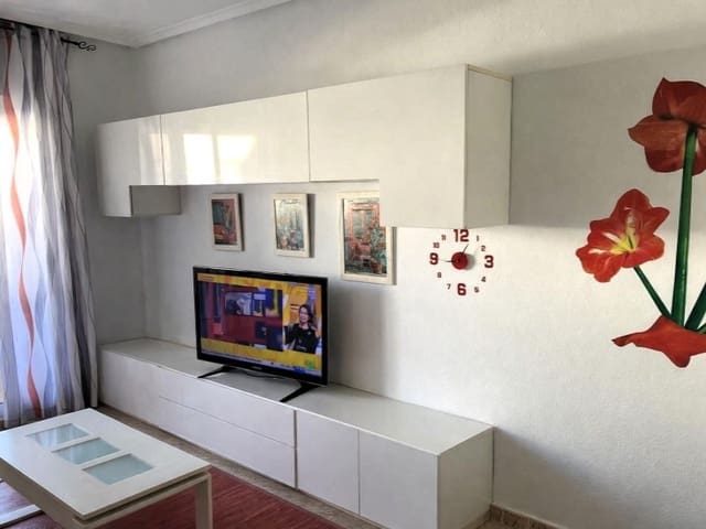 Ático de 3 habitaciones en Avenida Habaneras - Curva de Palangre, Torrevieja en venta - 195.000 € (Ref: 9528404)