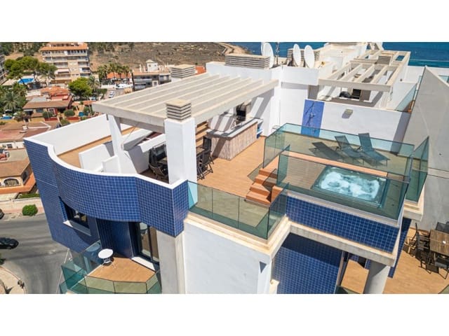 3 bedroom Penthouse for sale in Punta Prima, Torrevieja - € 810,000 (Ref: 9528406)