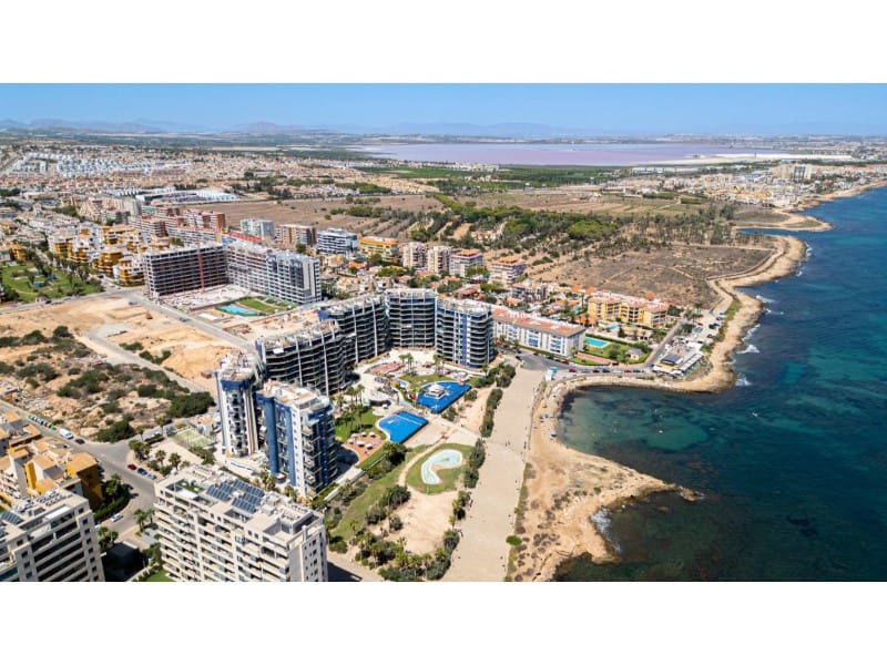 3 bedroom Penthouse for sale in Torrevieja - € 810,000 (Ref: 9528406)