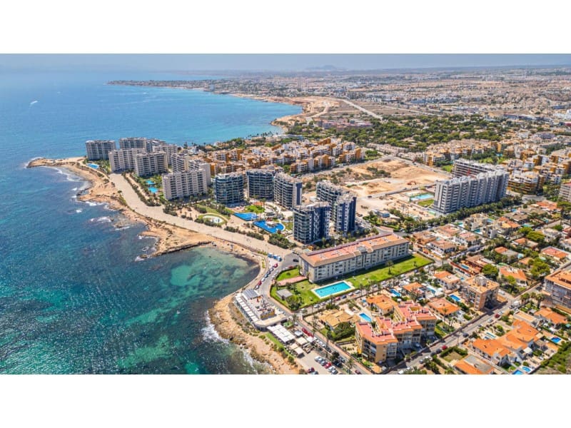 3 bedroom Penthouse for sale in Torrevieja - € 810,000 (Ref: 9528406)