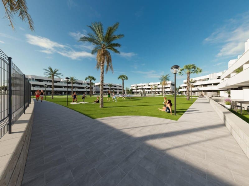 3 Zimmer Apartment zu verkaufen in El Raso mit Pool - 250.000 € (Ref: 9528408)