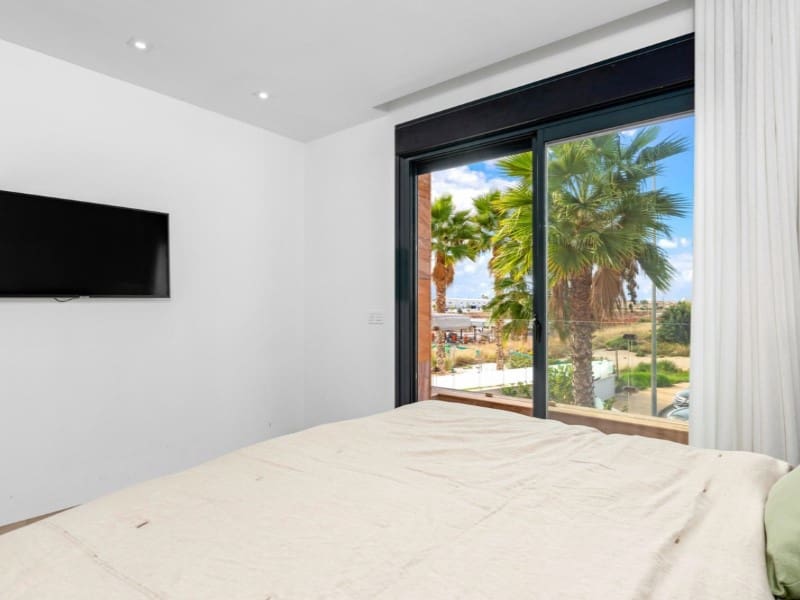 5 sovrum Villa till salu i Orihuela Costa med pool - 829 000 € (Ref: 9532095)