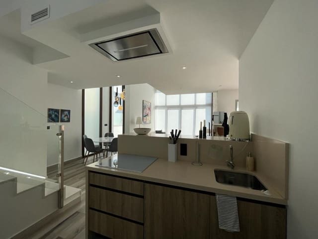 3 slaapkamer Villa te koop in Los Altos met zwembad - € 509.000 (Ref: 9532097)