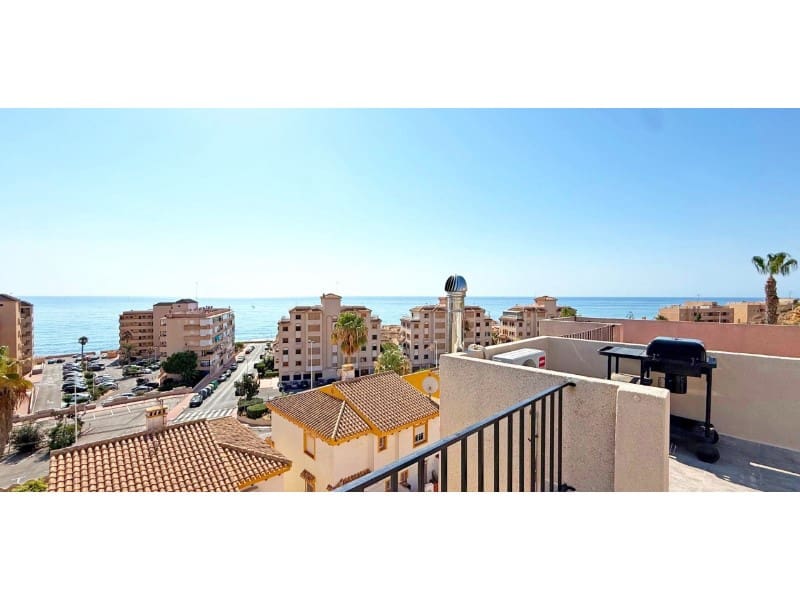 1 quarto Penthouse para venda em Torrevieja com garagem - 199 000 € (Ref: 9534068)