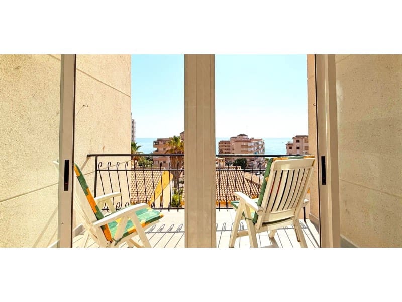 1 quarto Penthouse para venda em Torrevieja com garagem - 199 000 € (Ref: 9534068)