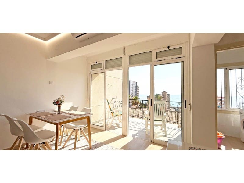 1 quarto Penthouse para venda em Torrevieja com garagem - 199 000 € (Ref: 9534068)