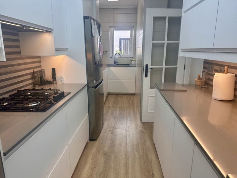 3 sypialnia Dom blizniak na sprzedaż w Orihuela Costa z garażem - 239 000 € (Ref: 9541565)