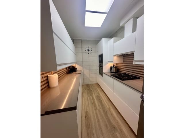 3 sypialnia Dom blizniak na sprzedaż w Punta Prima, Orihuela z garażem - 239 000 € (Ref: 9541565)