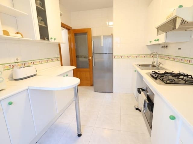 Bungalow de 2 habitaciones en Campoamor, Orihuela en venta - 300.000 € (Ref: 9541574)