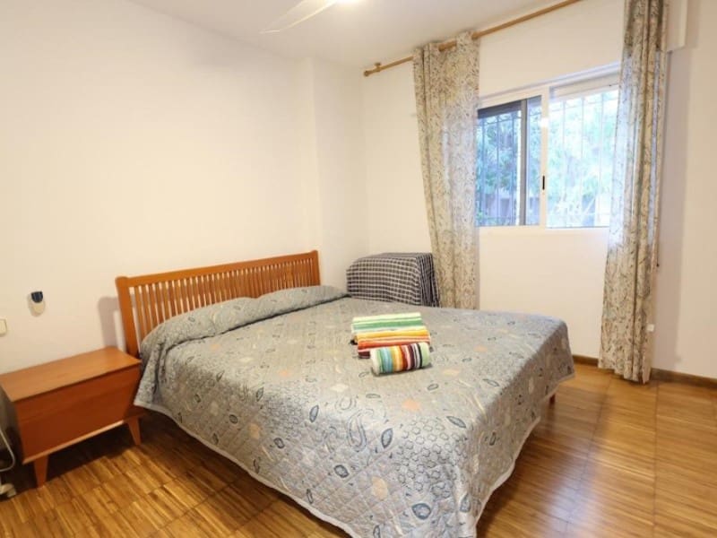 Bungalow de 2 habitaciones en Campoamor en venta - 300.000 € (Ref: 9541574)