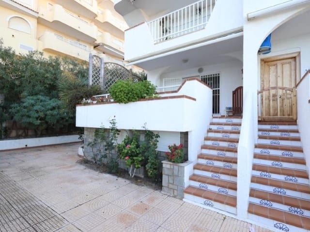 Bungalow de 2 habitaciones en Campoamor, Orihuela en venta - 300.000 € (Ref: 9541574)