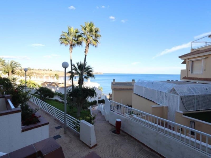 Bungalow de 2 habitaciones en Campoamor en venta - 300.000 € (Ref: 9541574)