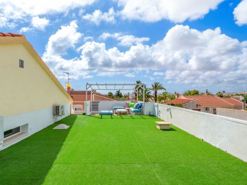 7 chambre Villa/Maison à vendre à Ciudad Quesada avec piscine - 699 000 € (Ref: 9547922)