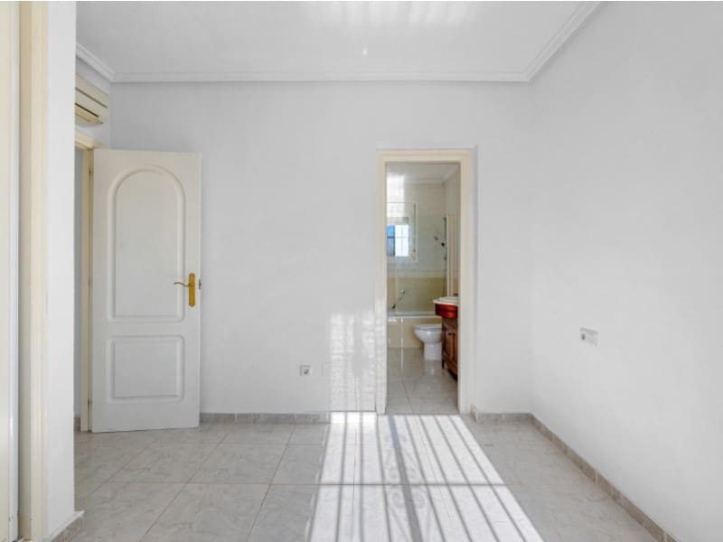 4 soverom Villa til salgs i Lo Pepin med svømmebasseng - € 349 000 (Ref: 9547924)