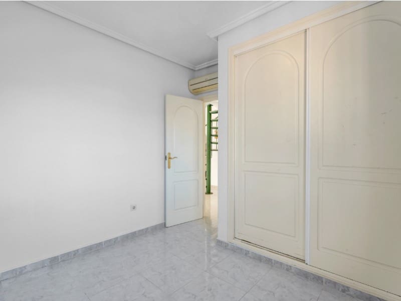 4 soverom Villa til salgs i Lo Pepin med svømmebasseng - € 349 000 (Ref: 9547924)