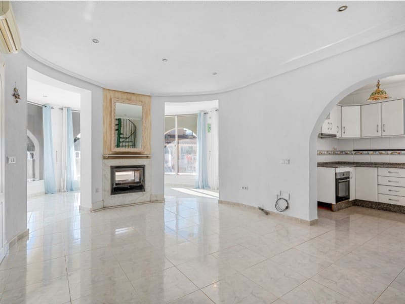 4 soverom Villa til salgs i Lo Pepin med svømmebasseng - € 349 000 (Ref: 9547924)