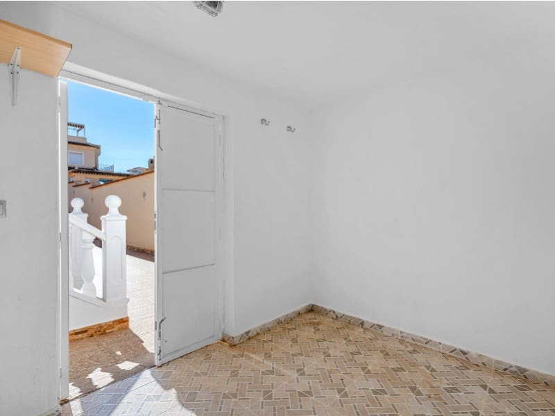 4 soverom Villa til salgs i Lo Pepin med svømmebasseng - € 349 000 (Ref: 9547924)