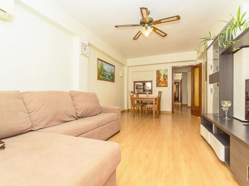 3 soveværelse Lejlighed til salg i Torrevieja - € 200.000 (Ref: 9551854)