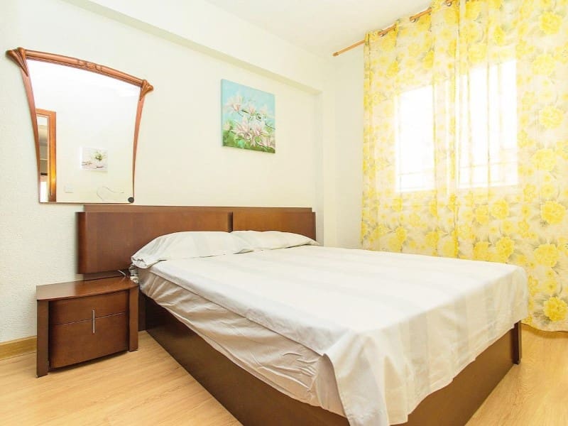 3 soveværelse Lejlighed til salg i Torrevieja - € 200.000 (Ref: 9551854)