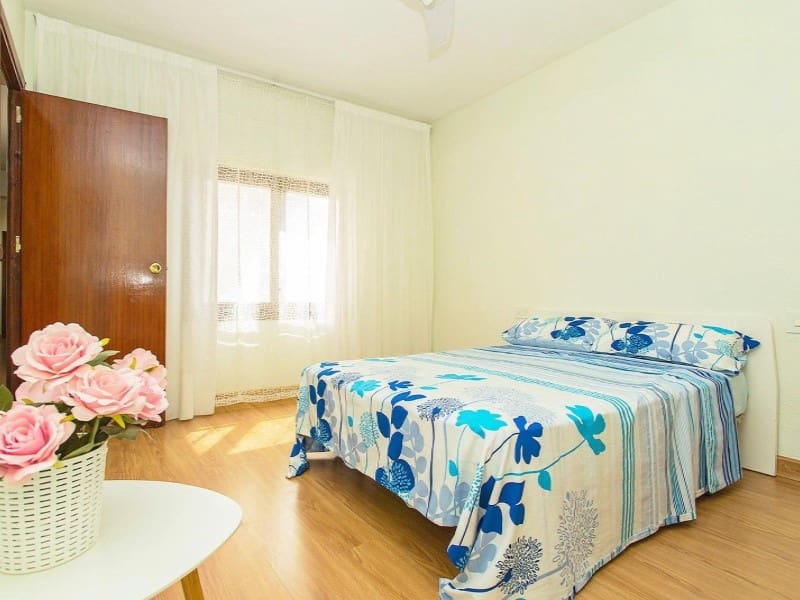 3 soveværelse Lejlighed til salg i Torrevieja - € 200.000 (Ref: 9551854)