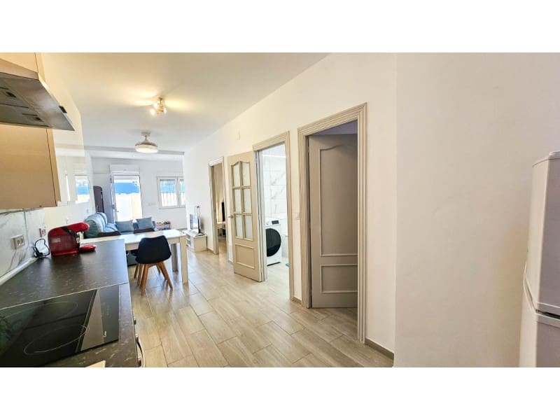 2 soverom Hus til salgs i Torrevieja - € 133 000 (Ref: 9551856)