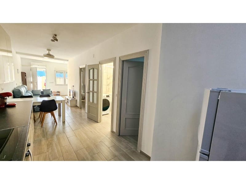 2 soverom Hus til salgs i Torrevieja - € 133 000 (Ref: 9551856)