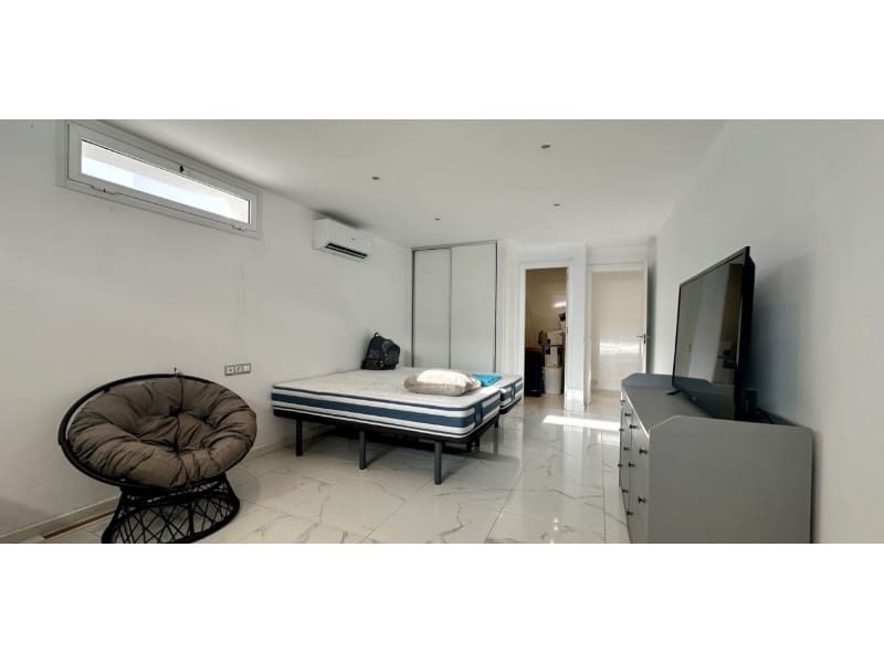 5 soveværelse Villa til salg i Ciudad Quesada med swimmingpool - € 498.000 (Ref: 9551857)