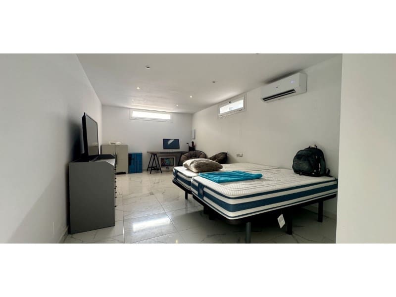 5 soveværelse Villa til salg i Ciudad Quesada med swimmingpool - € 498.000 (Ref: 9551857)