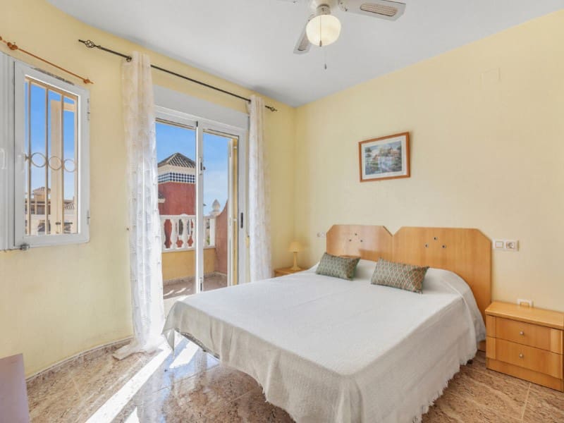 2 soveværelse Byhus til salg i Orihuela Costa - € 170.000 (Ref: 9556007)