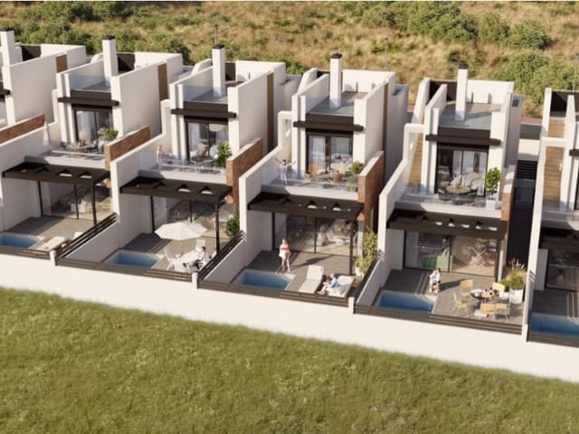 3 slaapkamer Villa te koop in Aguas Nuevas, Torrevieja met zwembad - € 499.900 (Ref: 9556010)