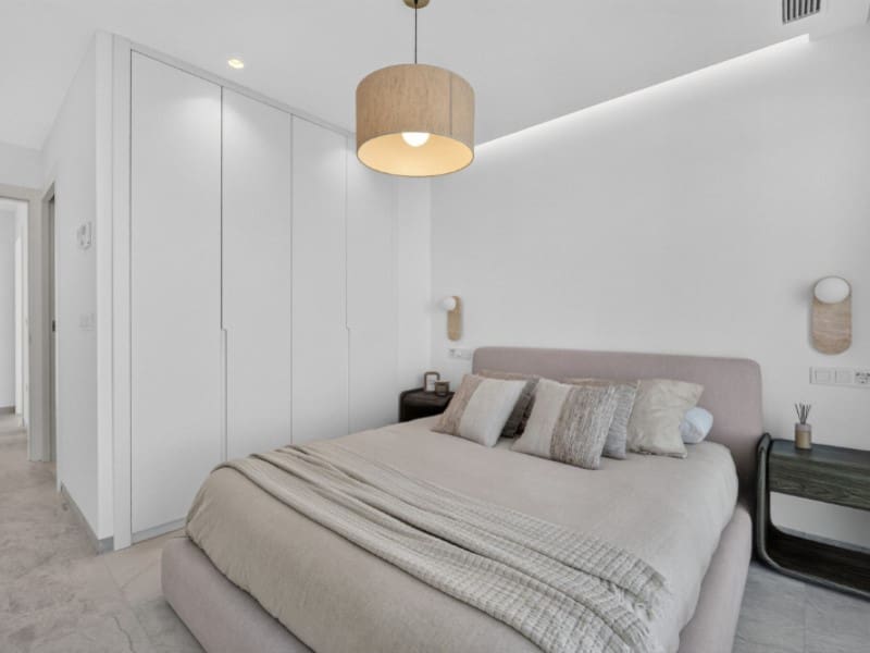 3 slaapkamer Villa te koop in Torrevieja met zwembad - € 550.000 (Ref: 9556010)