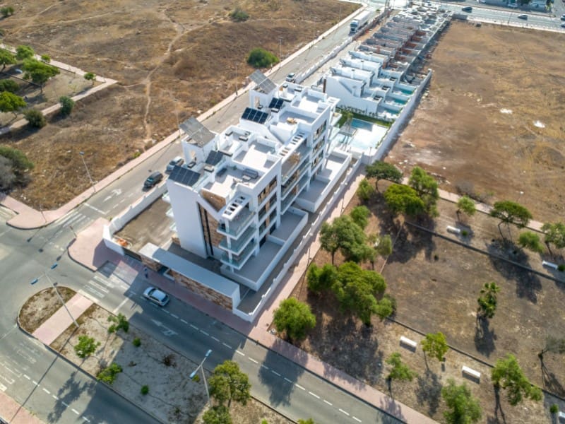 3 slaapkamer Villa te koop in Torrevieja met zwembad - € 550.000 (Ref: 9556010)