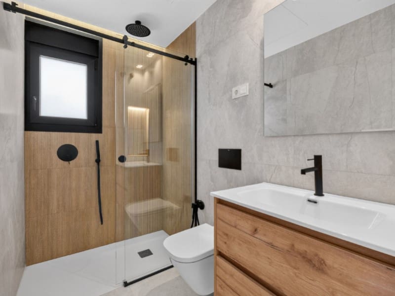 3 slaapkamer Villa te koop in Torrevieja met zwembad - € 550.000 (Ref: 9556010)